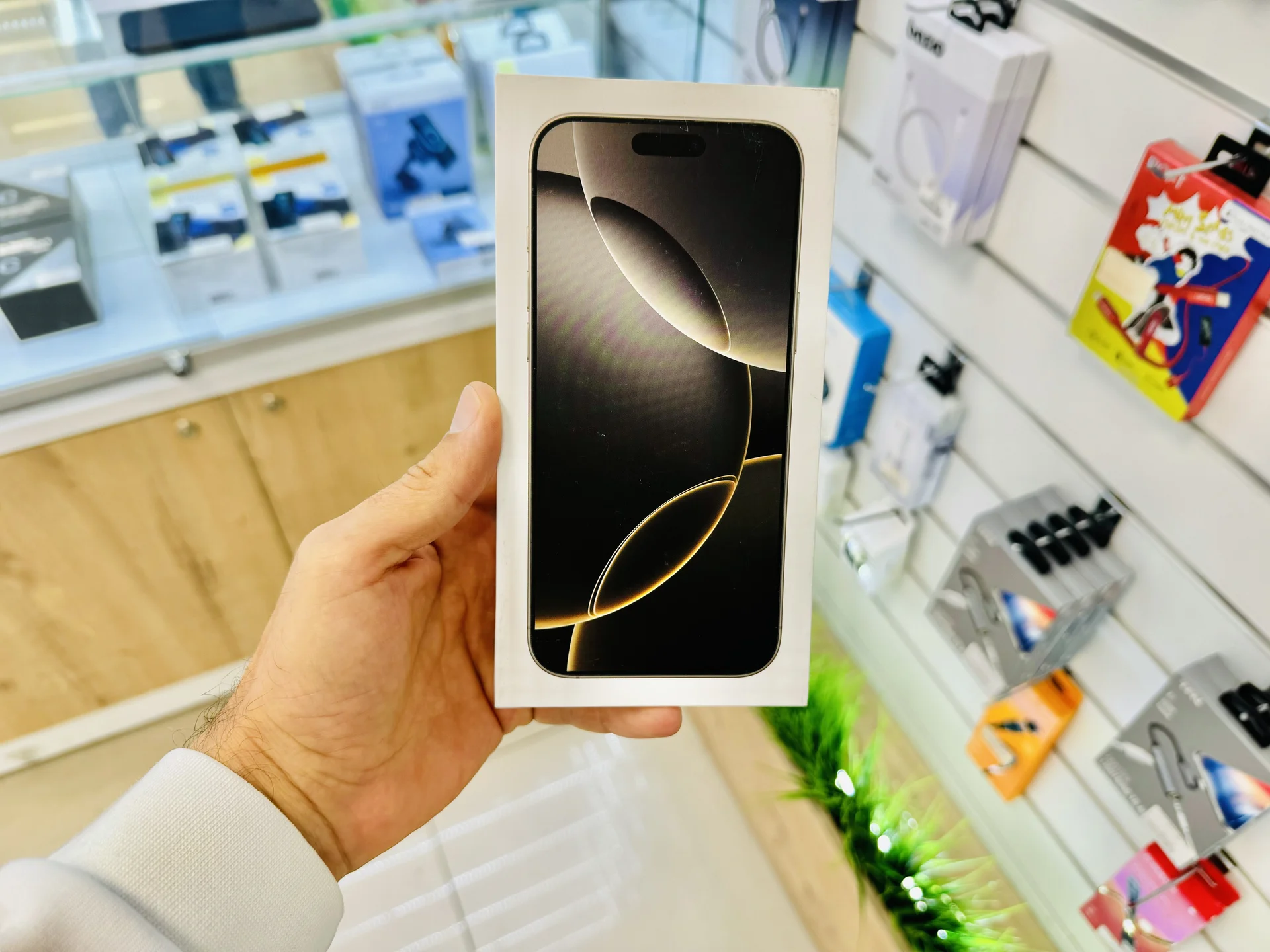 Apple iPhone 16 Pro Max 512GB Natural Titanium Эксклюзивная цена, Новый, Магазин, Гарантия - изображение 1