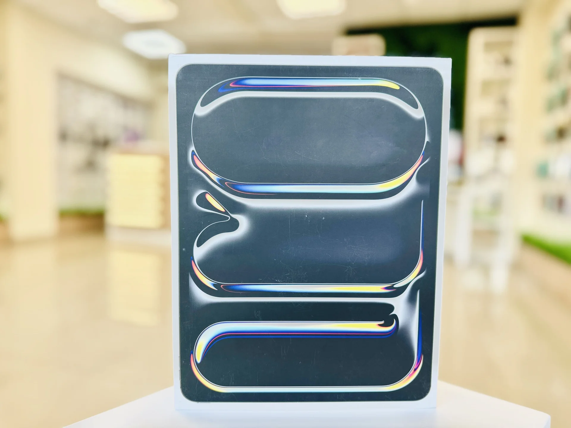 Apple iPad Pro 13 8/256GB Wi-Fi+Cellular Space Black - Эксклюзивная цена, Новый, Магазин, Гарантия - изображение 1