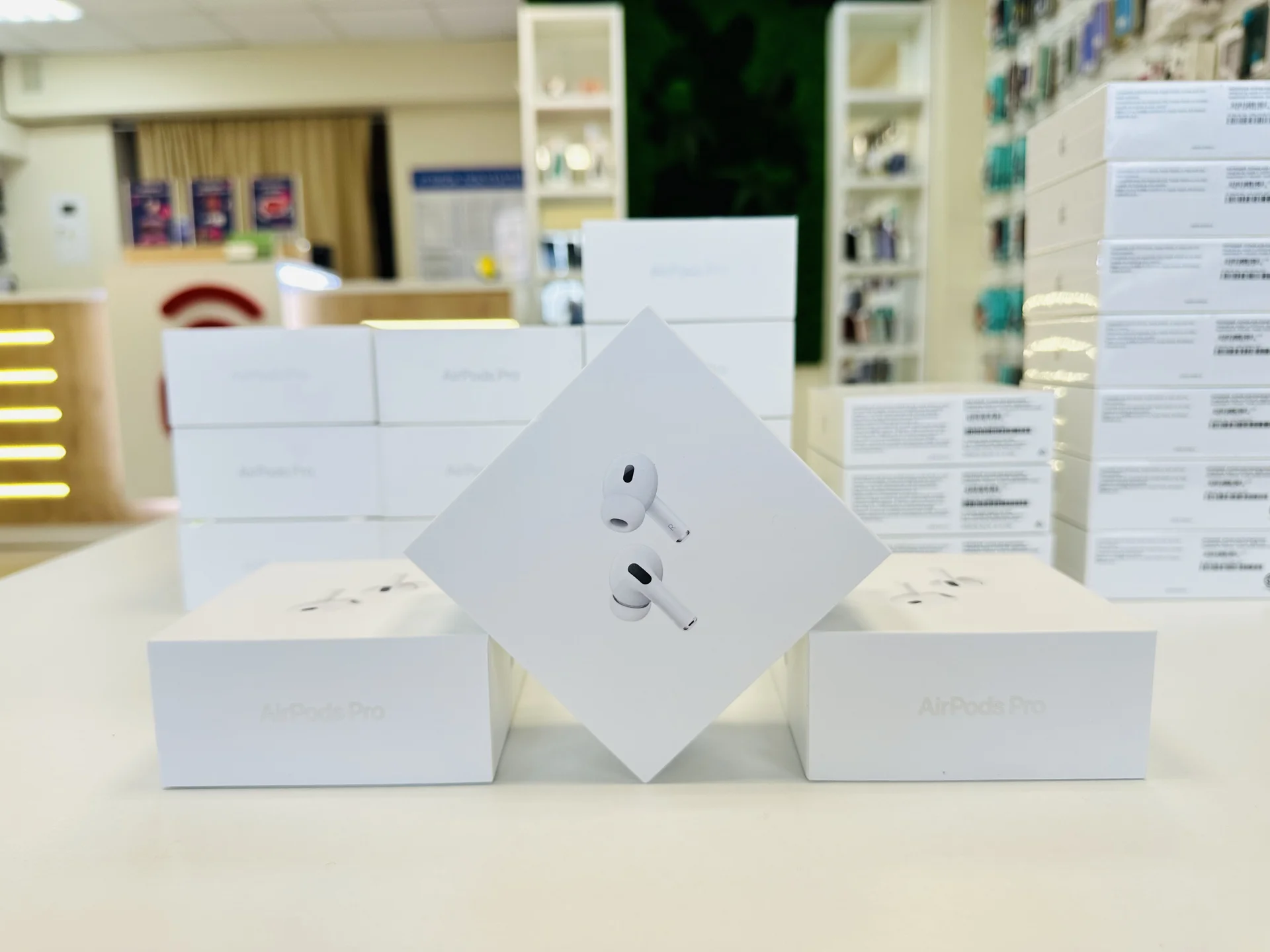 Apple AirPods Pro 2 - Лидер продаж, Новый, Магазин, Гарантия - изображение 1