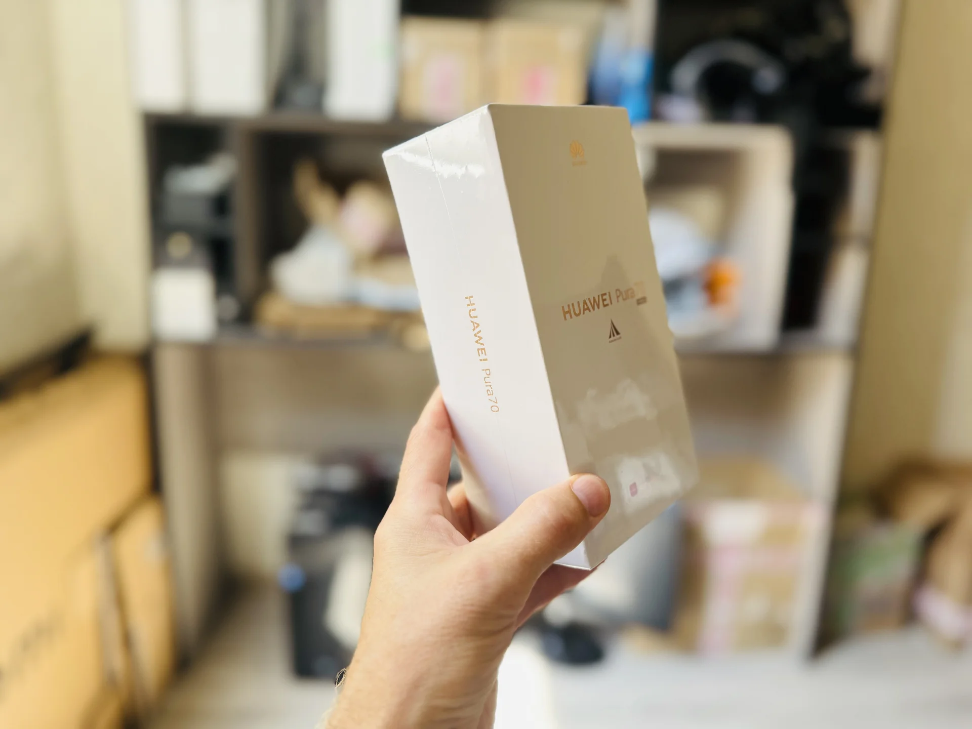 Huawei Pura 70 12/256GB White - Новый, Магазин, Гарантия, Стиль и функциональность - миниатюра 2