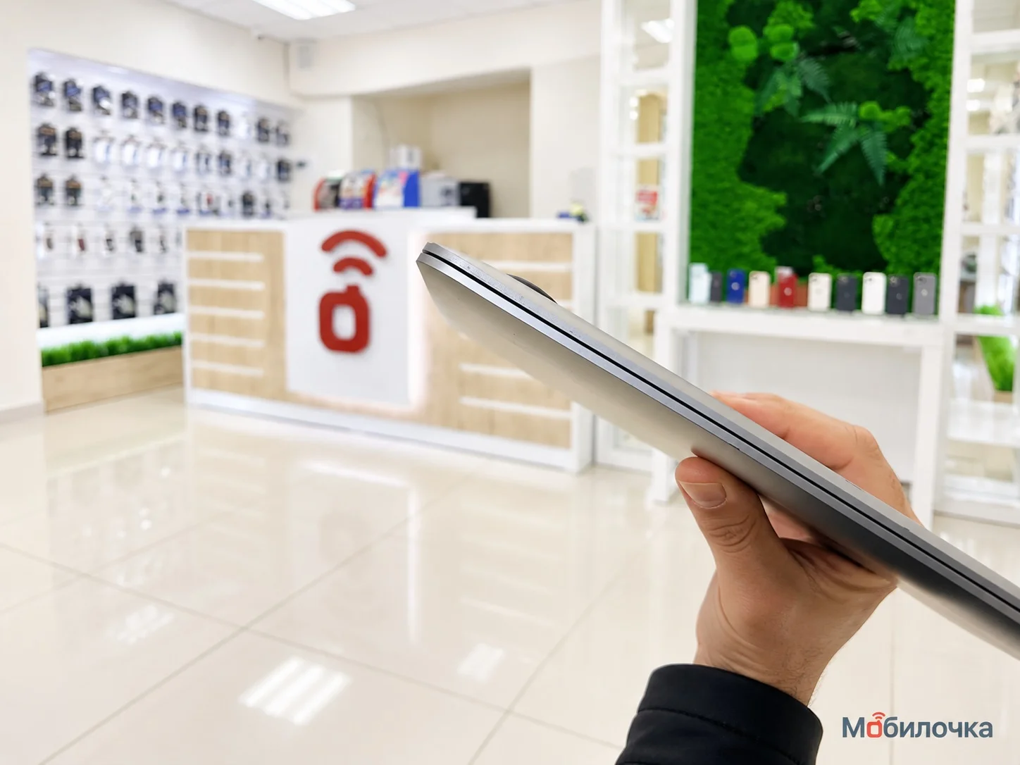 Apple MacBook Air 13 256GB (MVFL2 - Mid 2019) Silver Хорошее Б/У - миниатюра 7