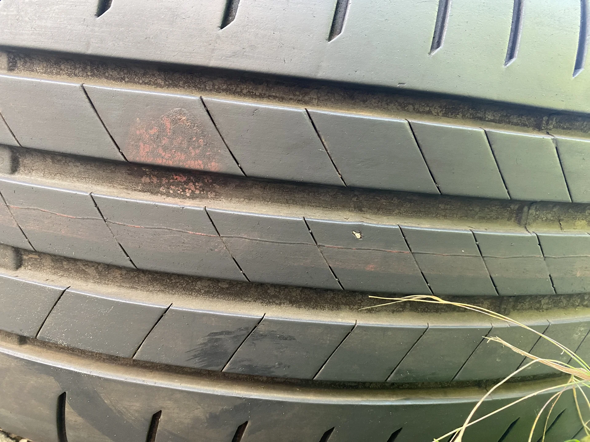 шины BRIDGESTONE 225/55/r17 - миниатюра 5