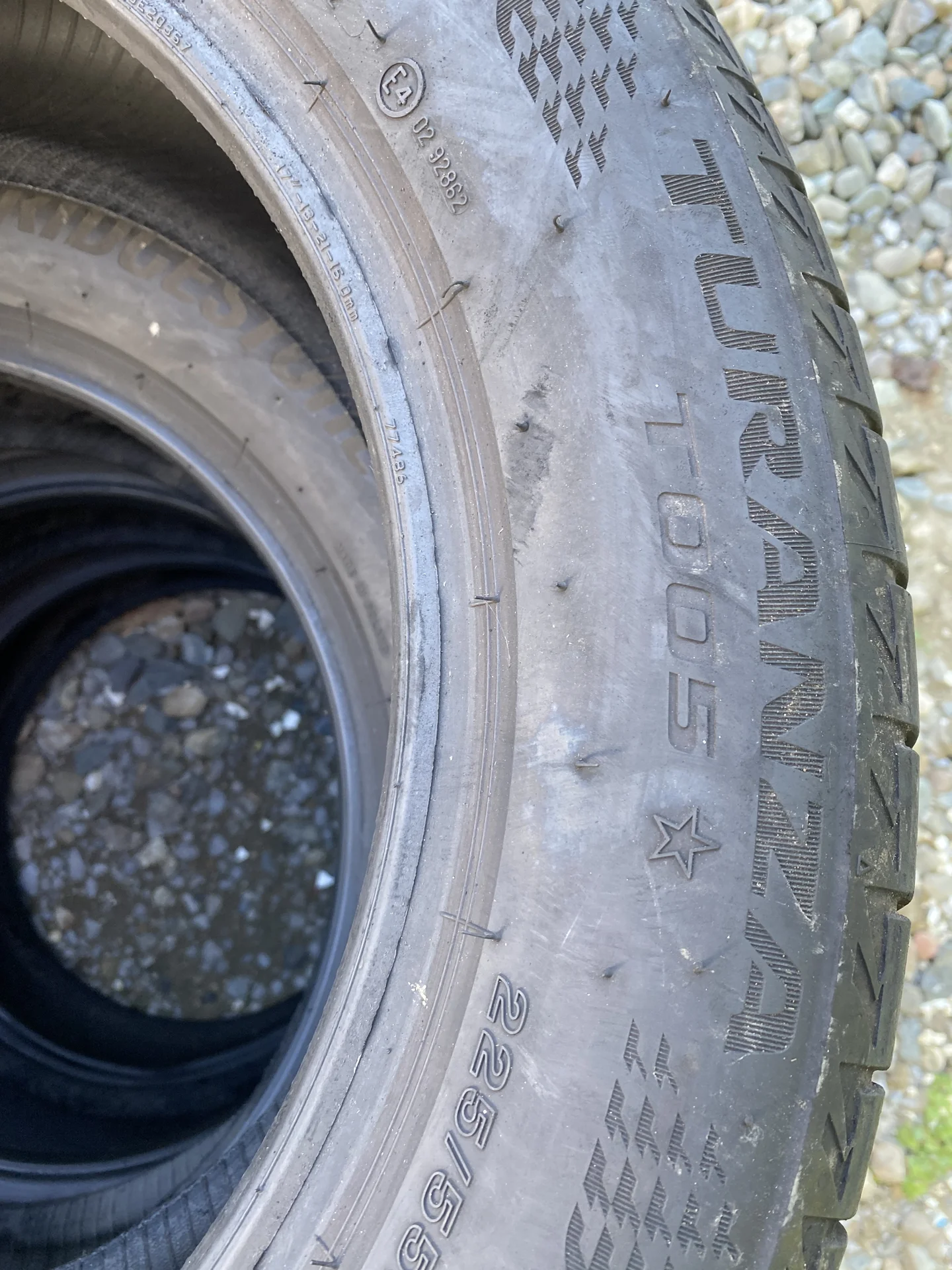 шины BRIDGESTONE 225/55/r17 - миниатюра 9
