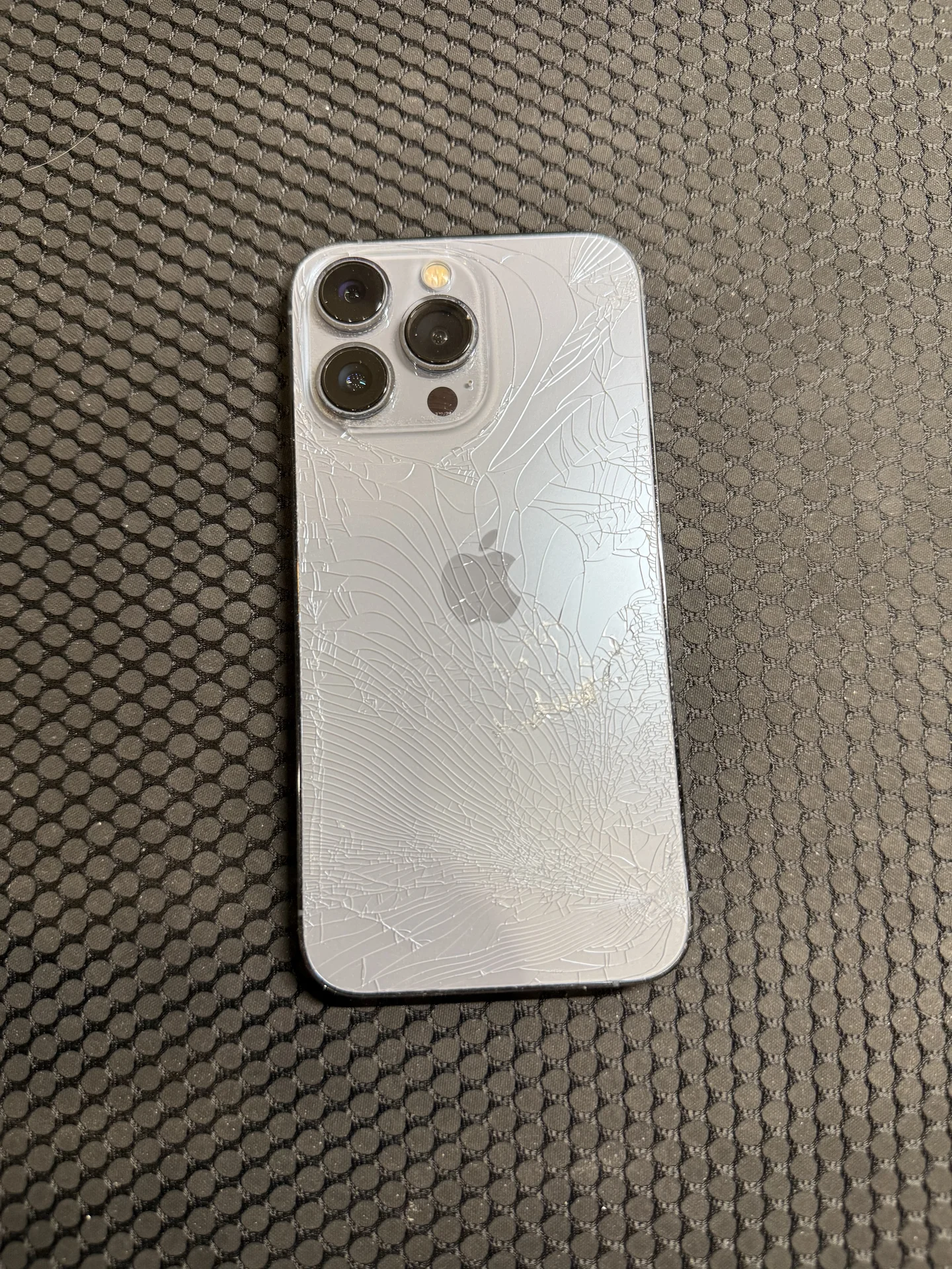 iPhone 13 Pro, 256 ГБ, SIM+eSIM - миниатюра 4