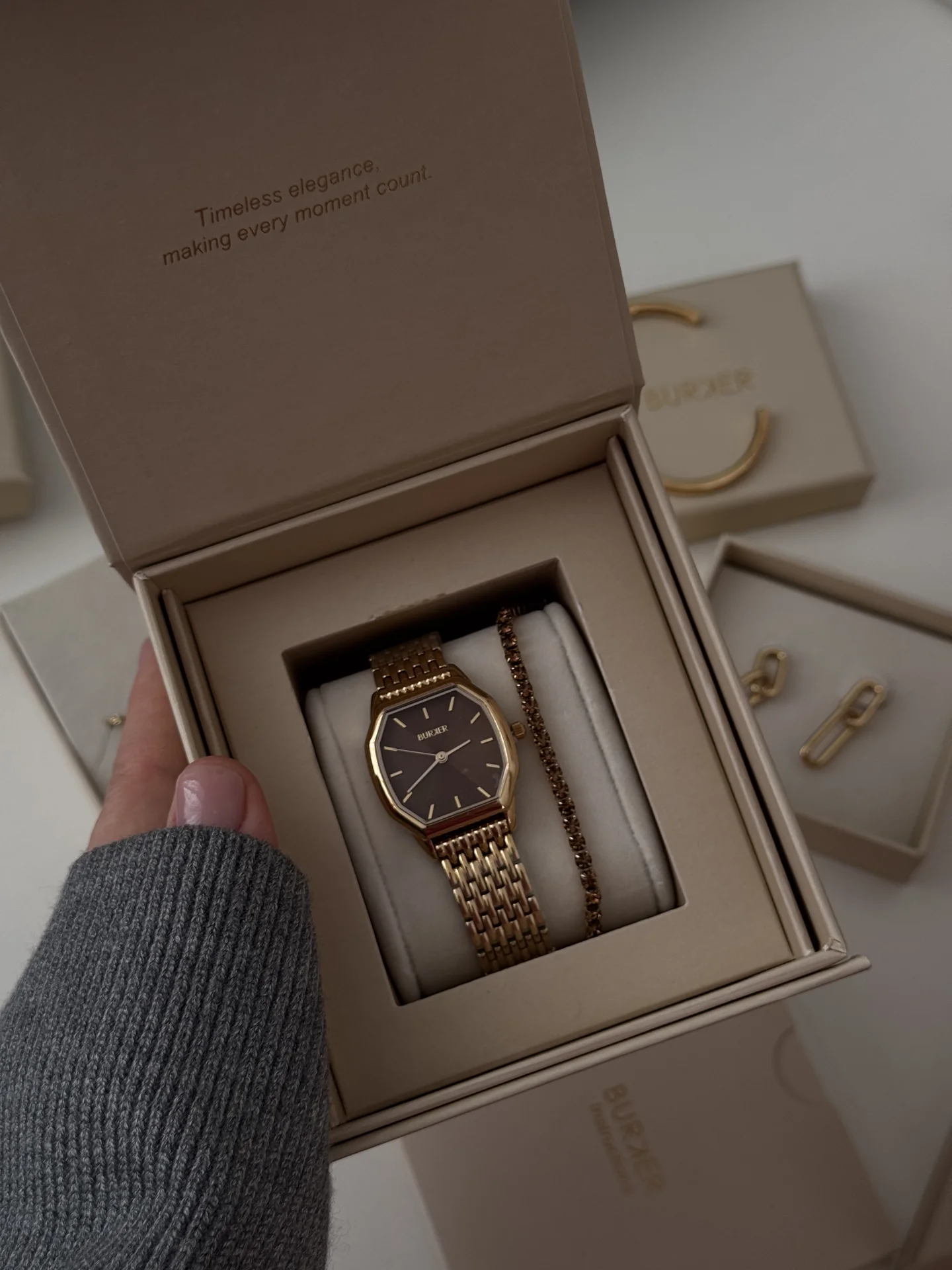 Burker Isabell Gold  часы в наличии - миниатюра 3