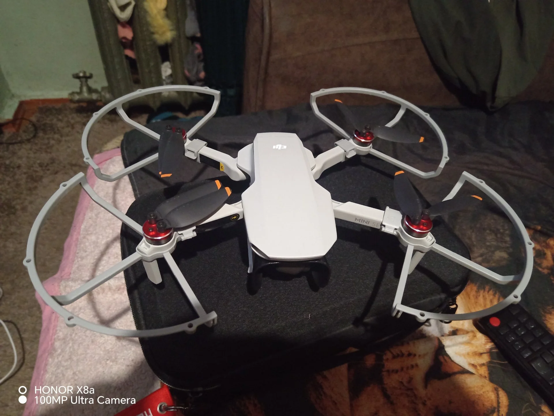 Квадрокоптер dji mini se - миниатюра 3
