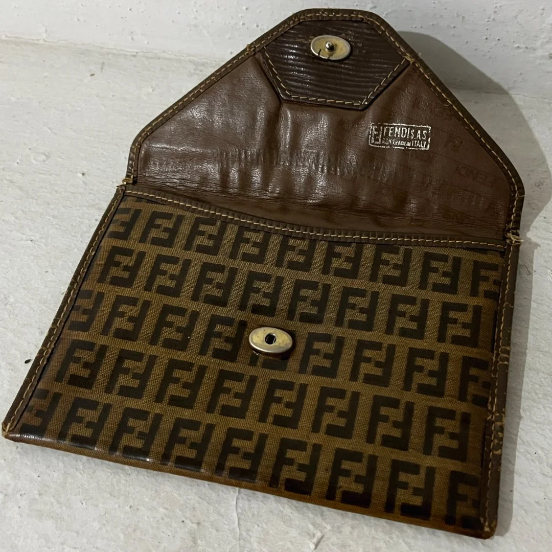 Кожаная сумка конверт Fendi Фенди винтаж 80-е - миниатюра 4