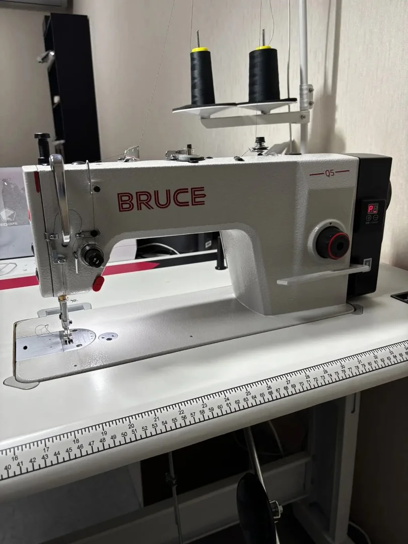 Промышленная швейная машина Bruce Q5, со столом - миниатюра 10