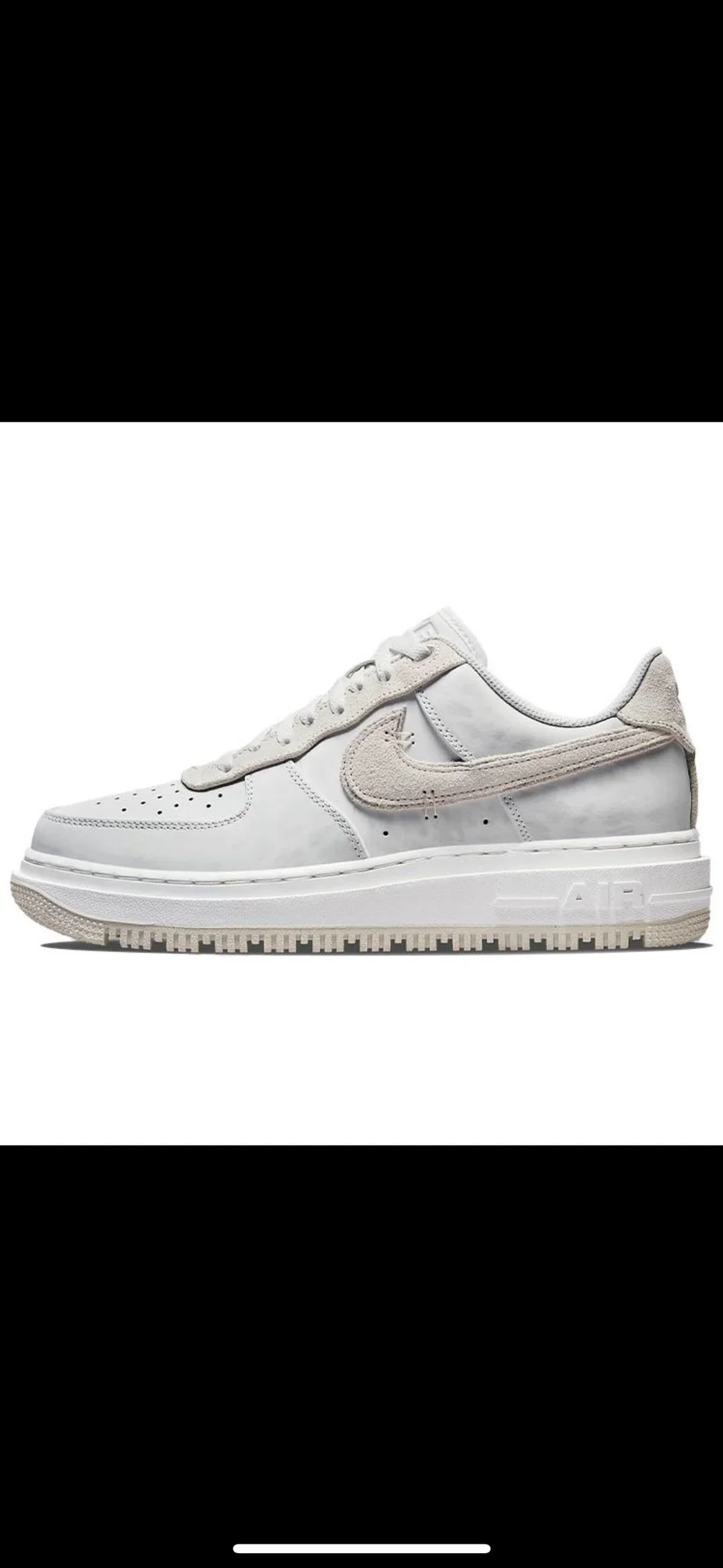 Nike Air Force 1 Luxe Triple White Мужские 45EU