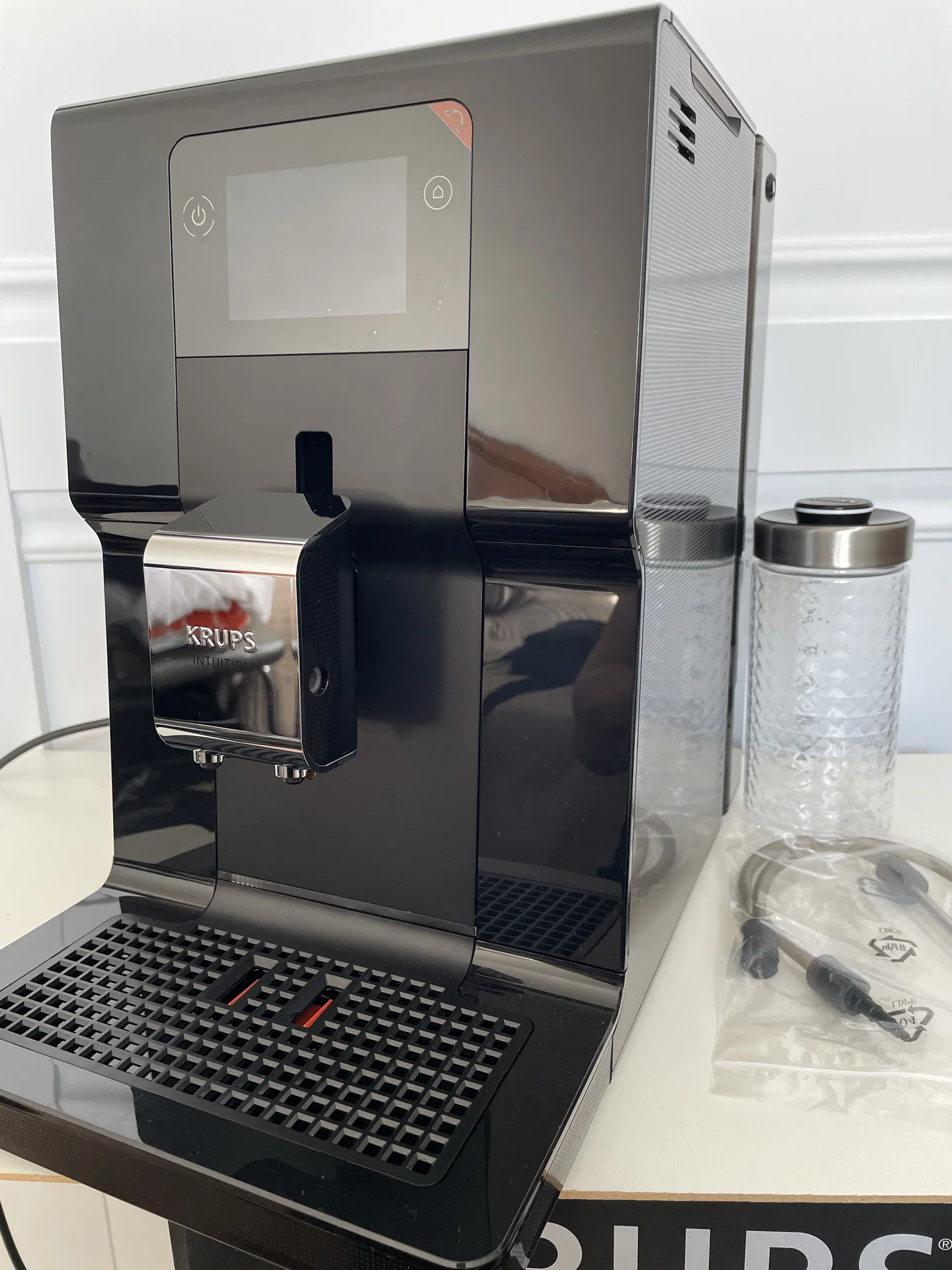 Кофемашина KRUPS EA873810/70H - изображение 1