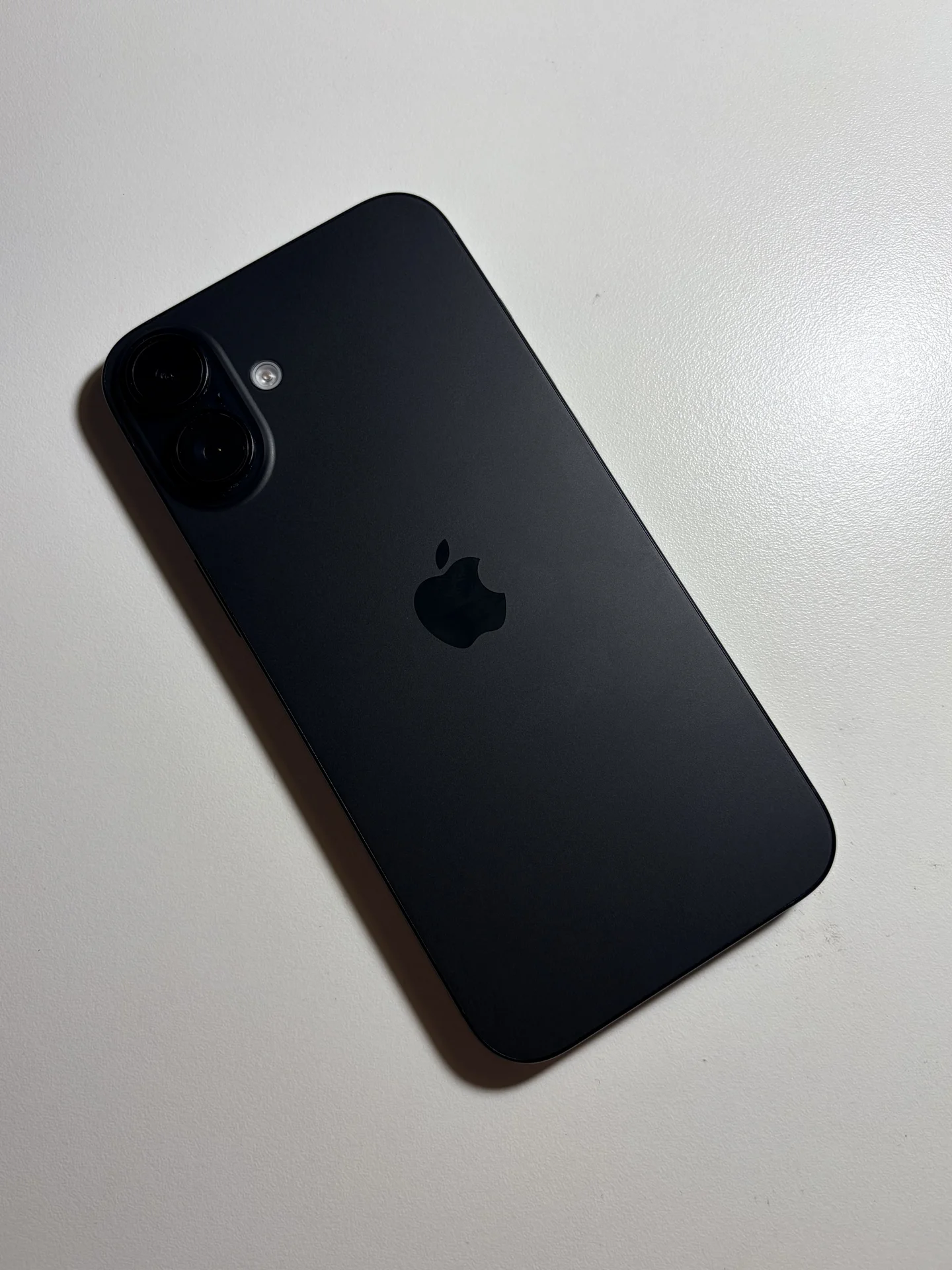 iphone 16 plus 128гб - миниатюра 3