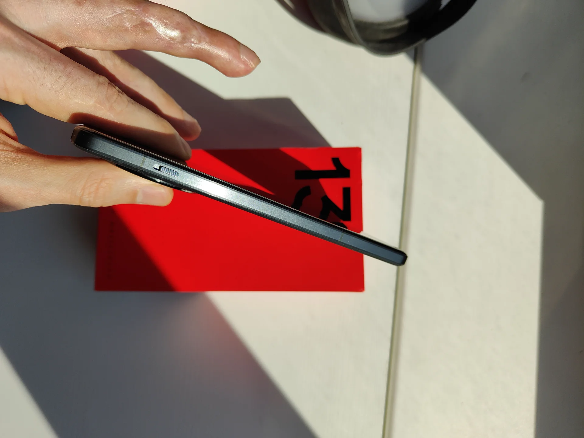 Смартфон OnePlus 13 - миниатюра 3