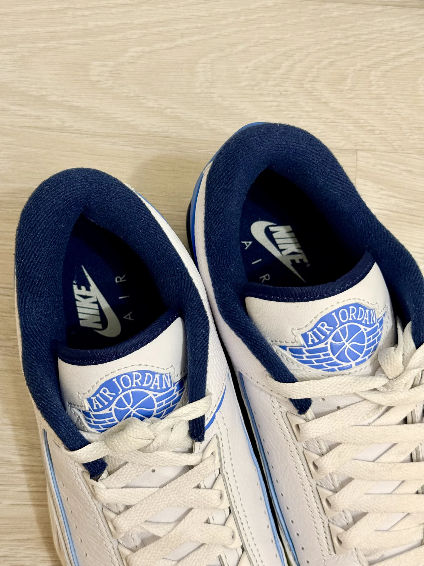 Nike Air Jordan 2/3 «UNC» (оригинал) - миниатюра 6