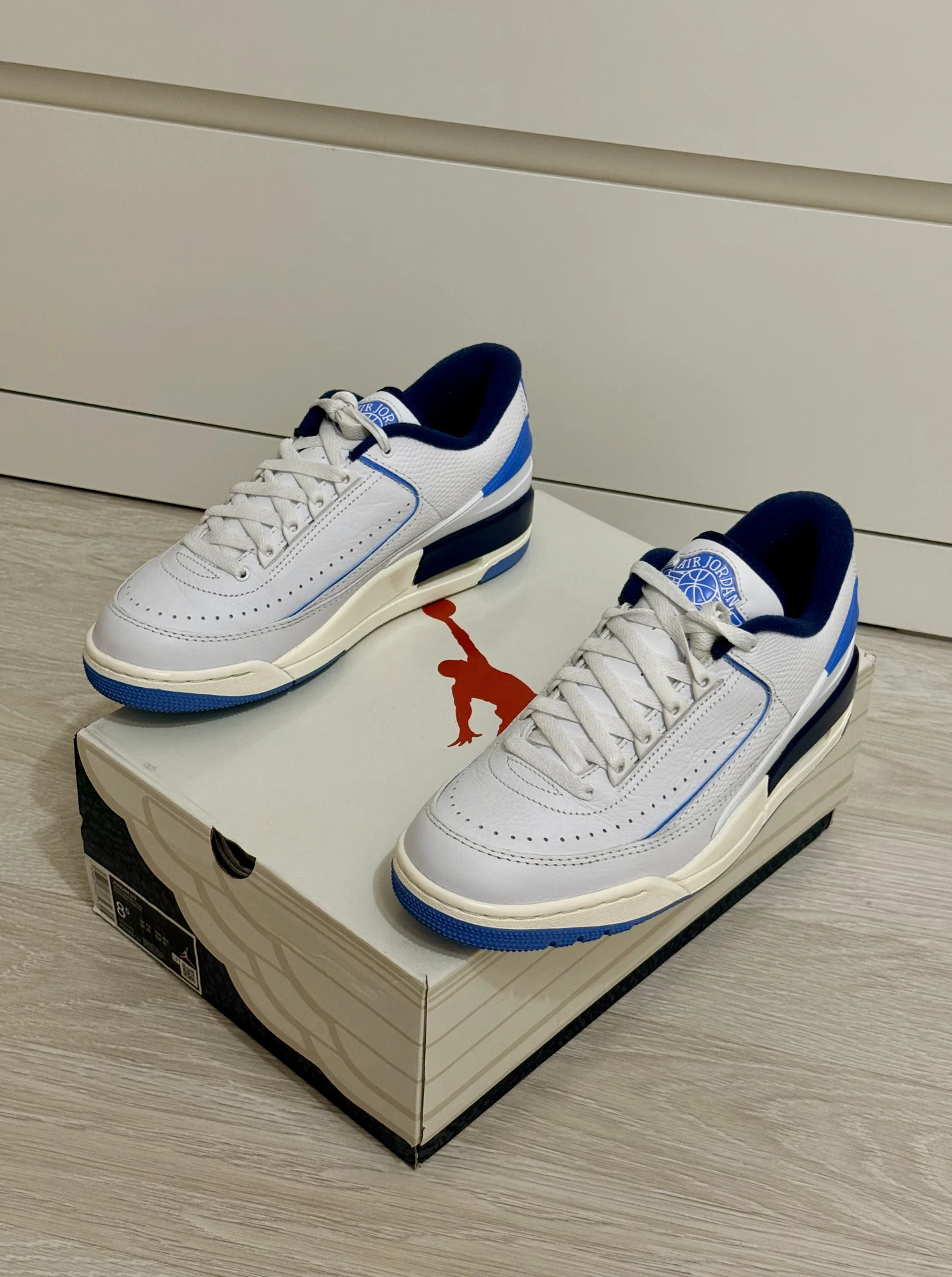Nike Jordan 2/3 «UNC» (оригинал) - миниатюра 2