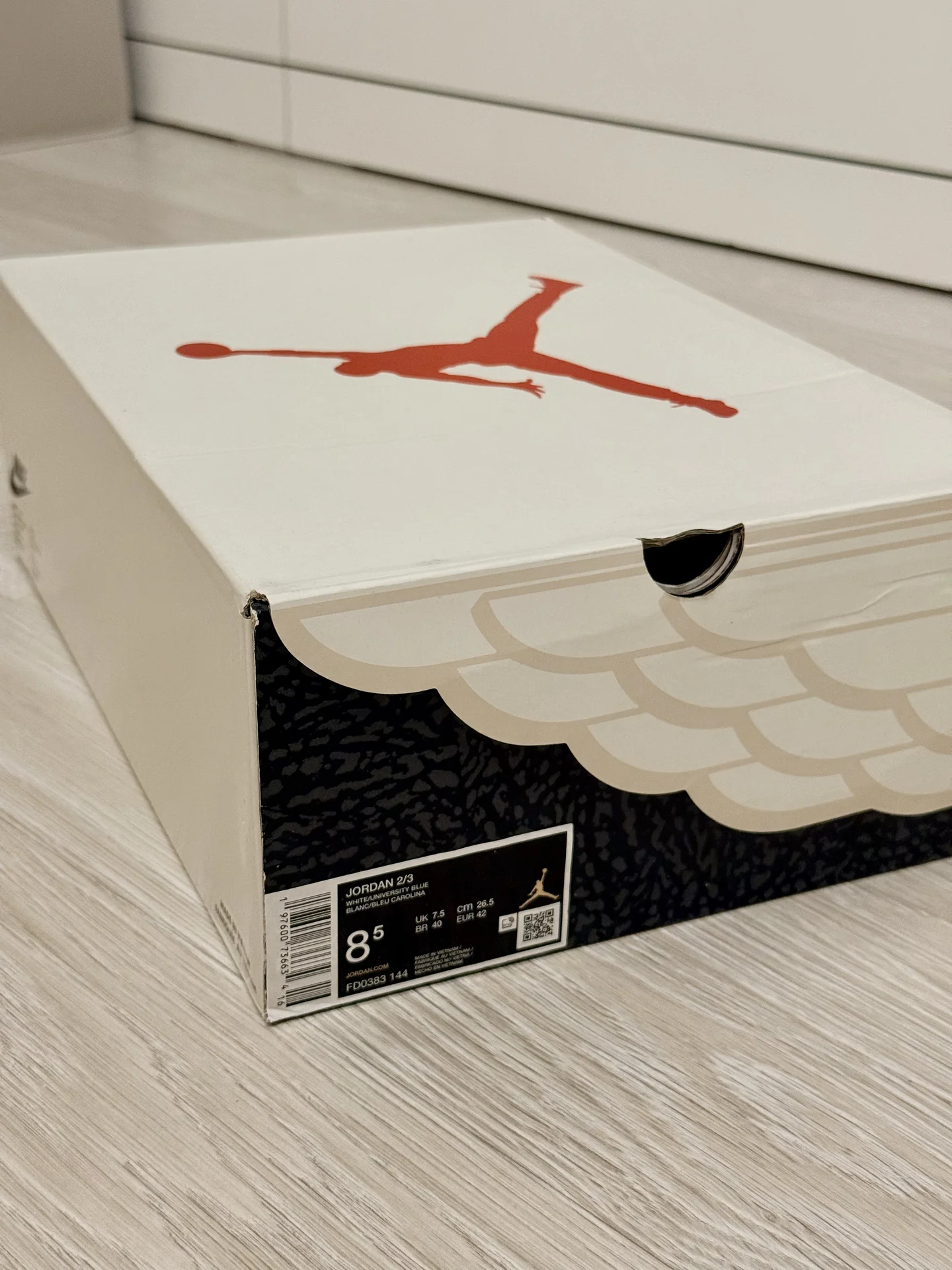 Nike Jordan 2/3 «UNC» (оригинал) - миниатюра 8