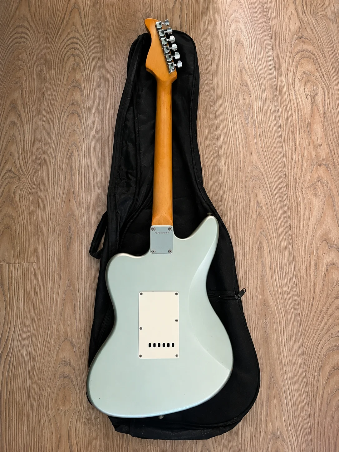 Гитара HSS Stratstyle 90е, отличное состояние - миниатюра 2