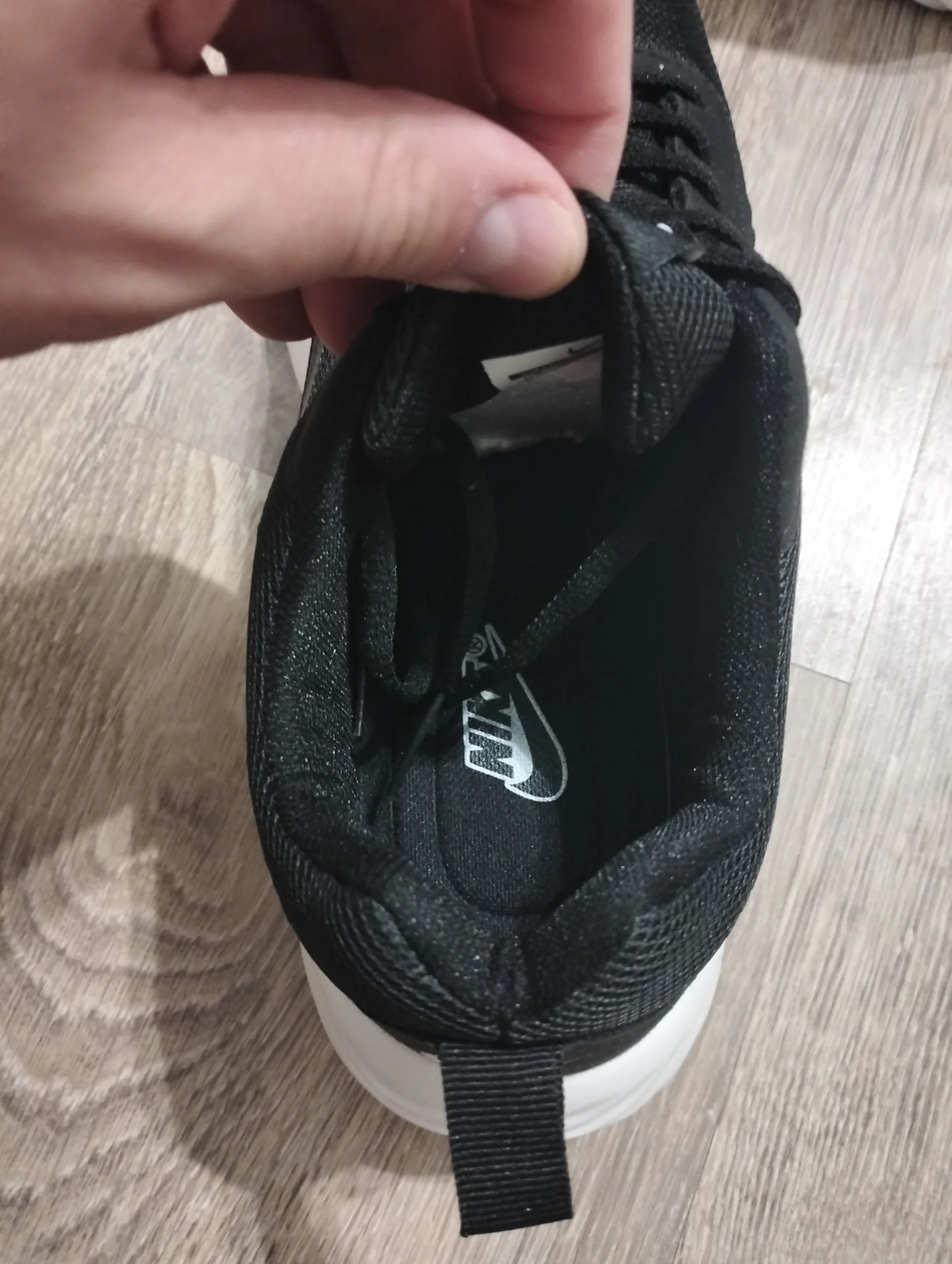 Кроссовки Nike - миниатюра 4
