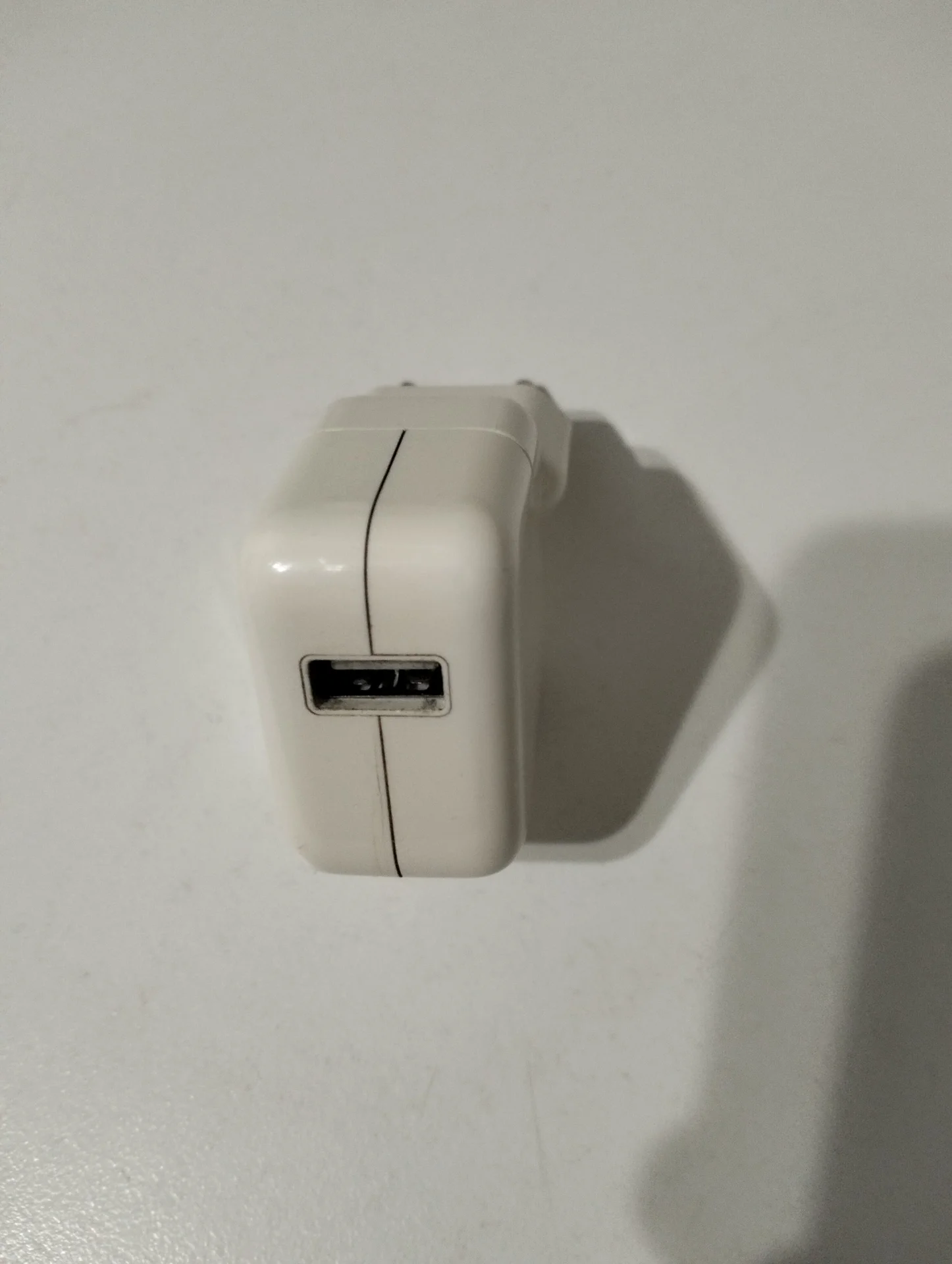 Apple Adapter - миниатюра 2