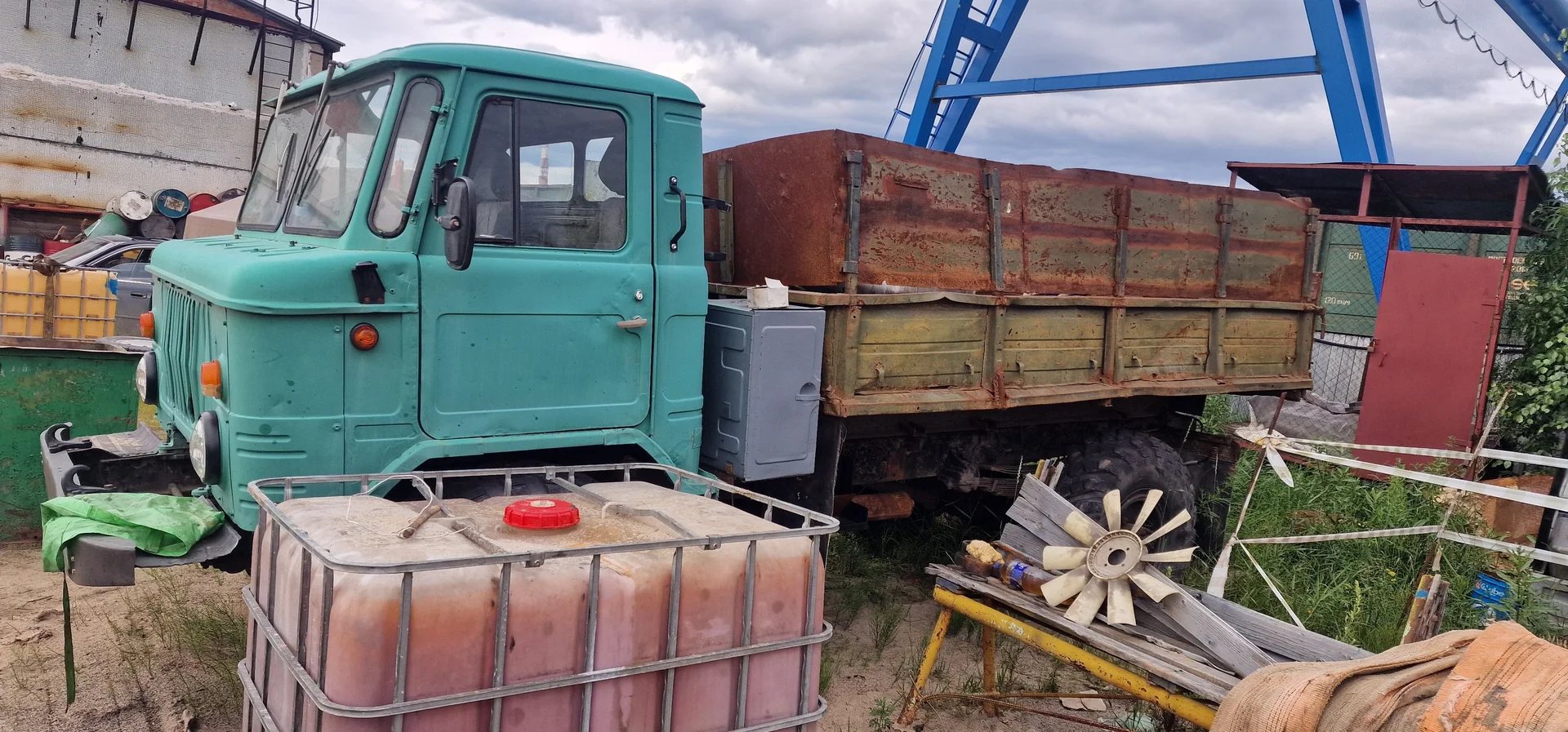 Грузовик газ 66 самосвал
