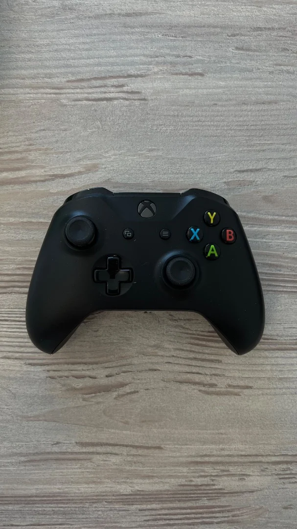 Геймпад Xbox one - изображение 1