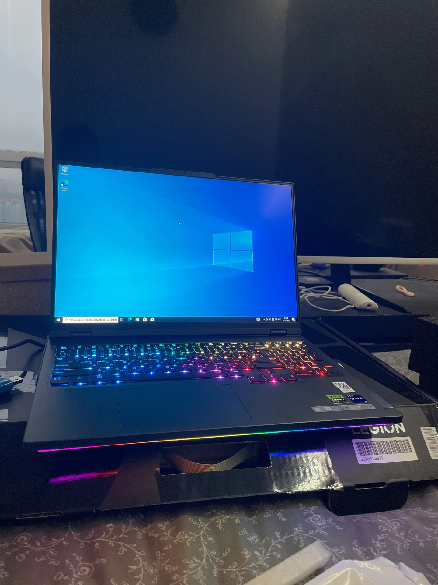 Lenovo Legion Pro 7 1,5 TB SSD 16IRX8 i9 4070 32gb - миниатюра 2