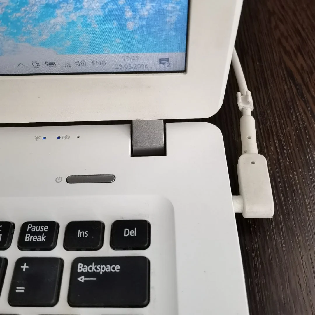 Ноутбук Acer Aspire V3-331 - миниатюра 8