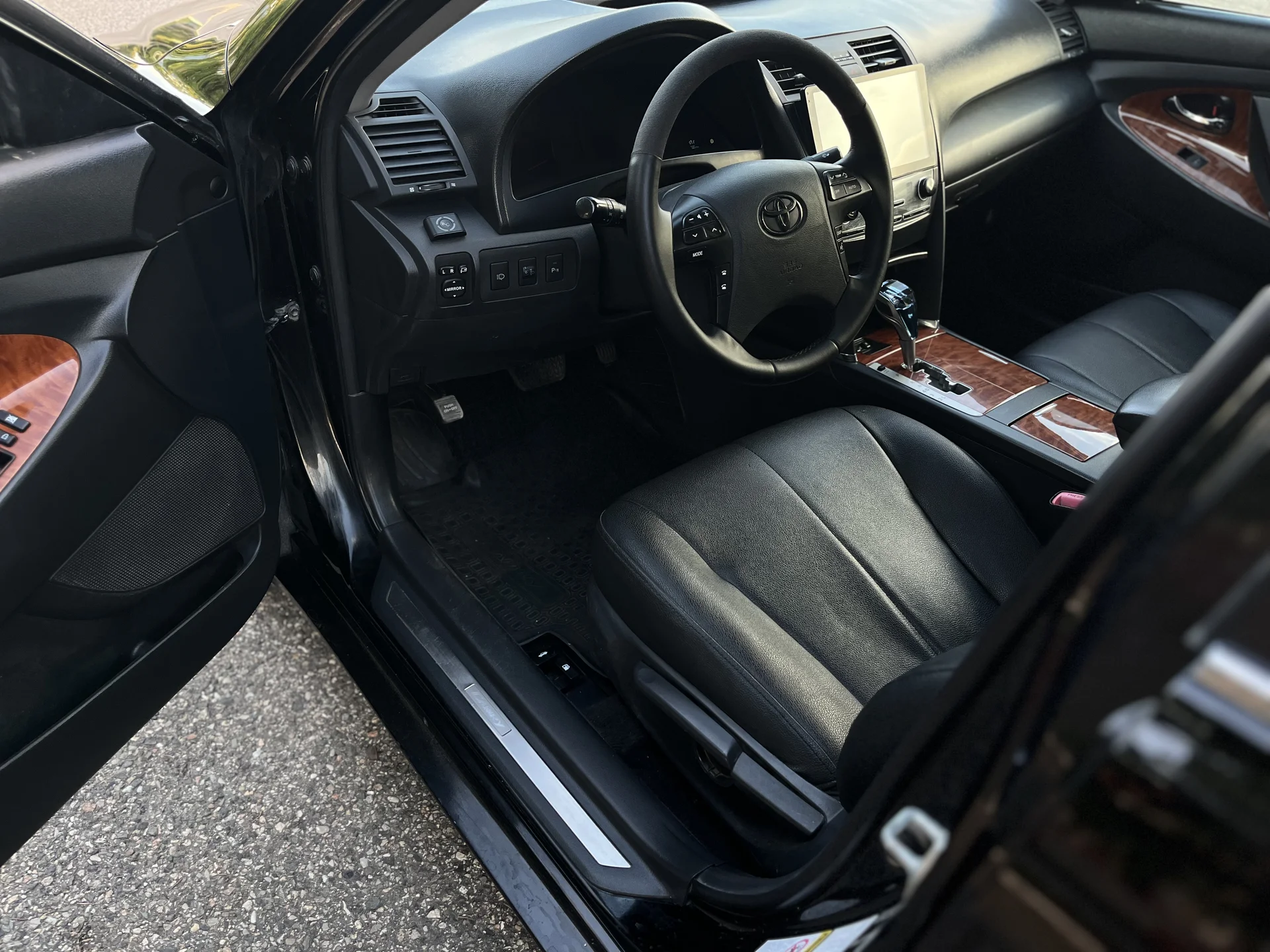 Toyota Camry 2,4л 2011г - миниатюра 7
