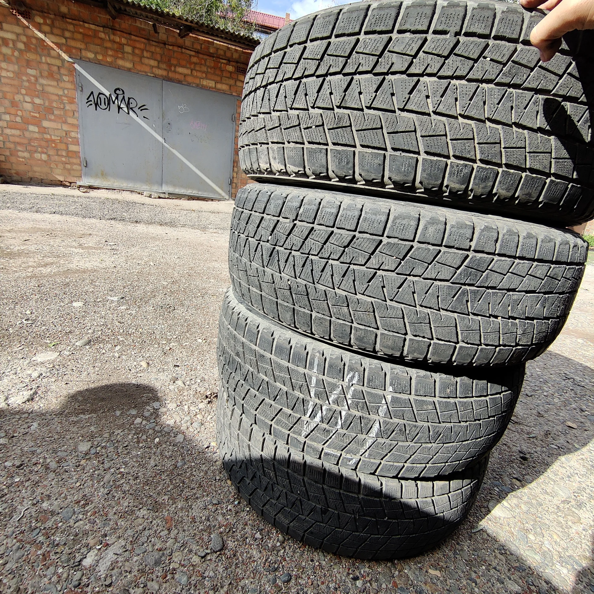 зимняя резина Bridgestone Blizzak DM-V1 235 60 18 - миниатюра 4