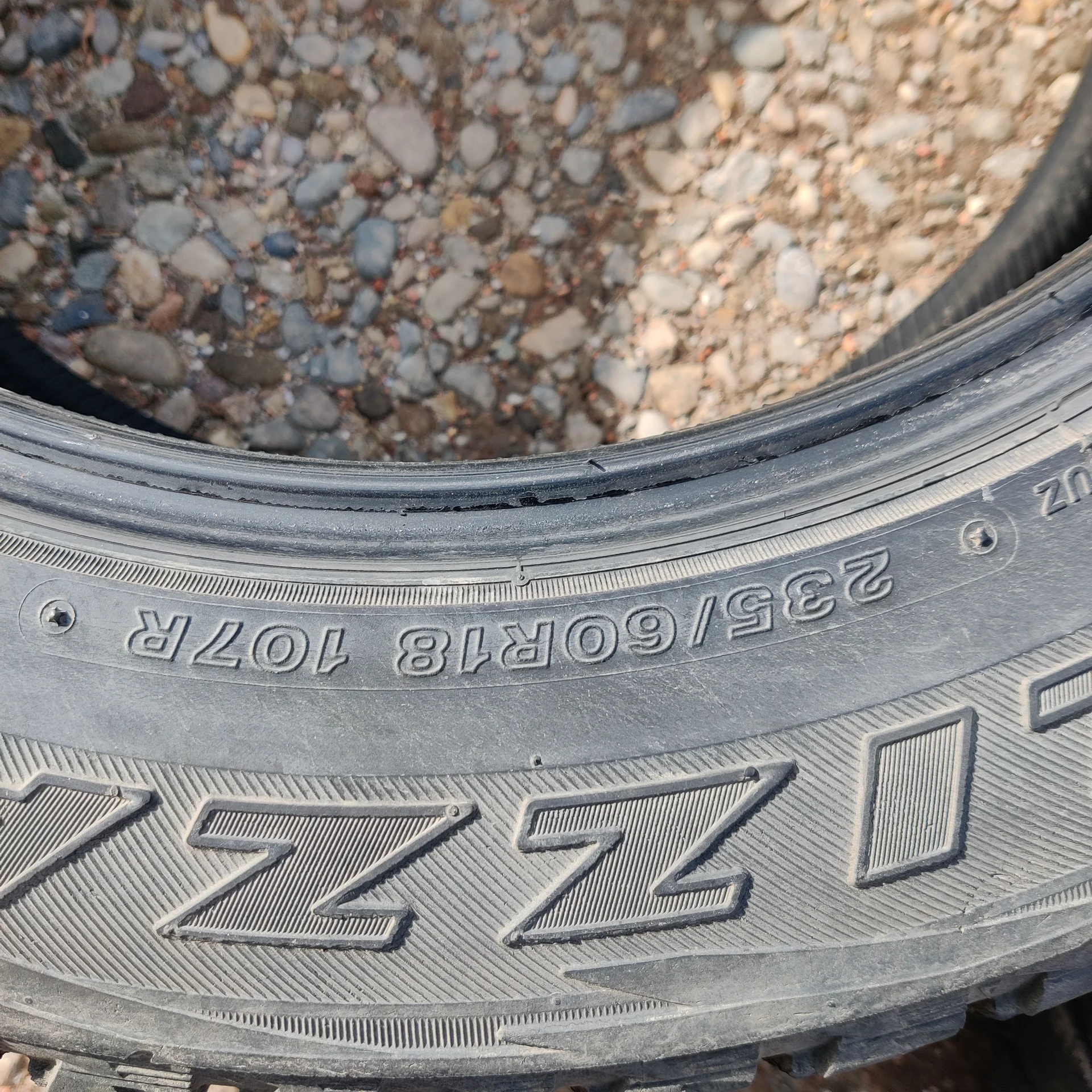 зимняя резина Bridgestone Blizzak DM-V1 235 60 18 - миниатюра 6