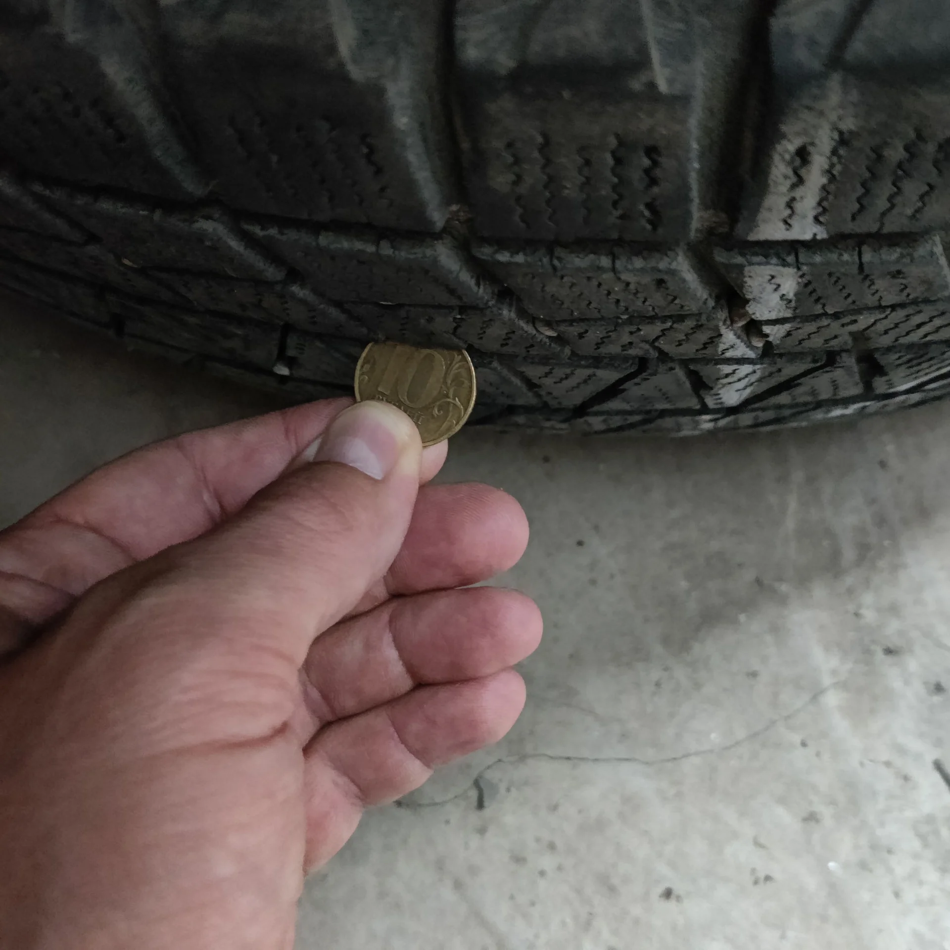 зимняя резина Bridgestone Blizzak DM-V1 235 60 18 - миниатюра 8