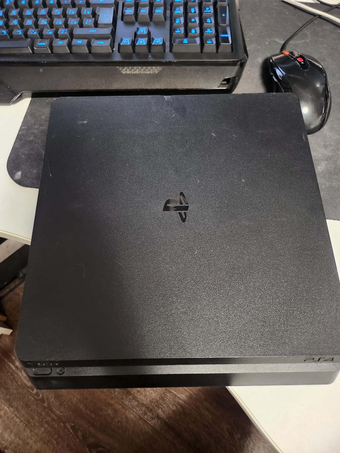 PS4 1ТБ со взломом - миниатюра 3