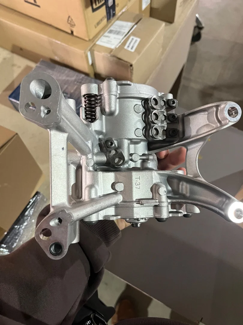 Масляный насос BMW 11418650924 - миниатюра 5