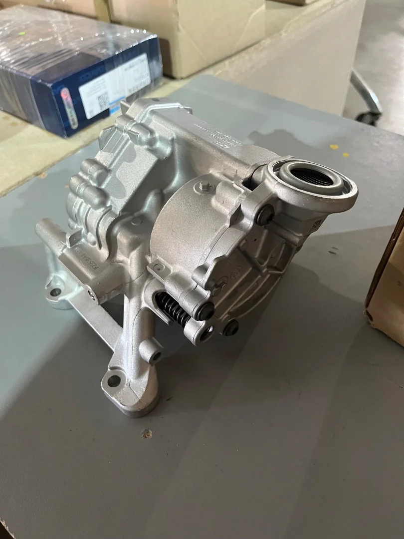 Масляный насос BMW 11418650924 - миниатюра 6