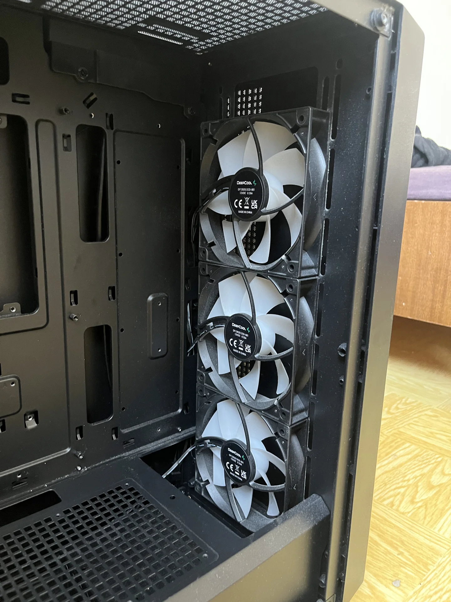 Корпус DEEPCOOL CC560 V2 [R-CC560-BKGAA4-G-2] черный - миниатюра 5