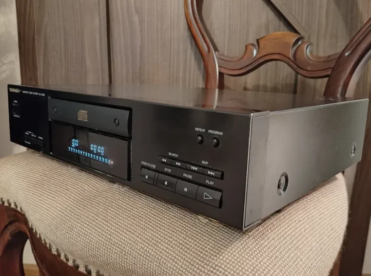 Проигрыватель CD Technics - миниатюра 3