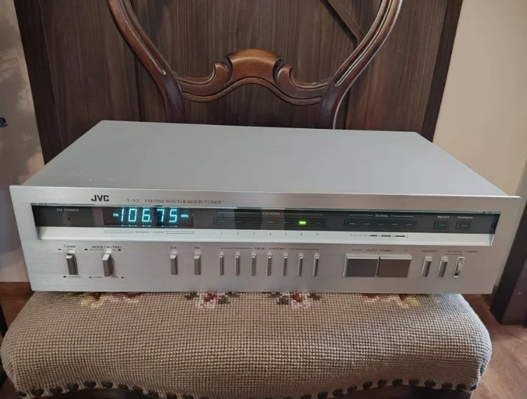Тюнер, радио JVC - миниатюра 2