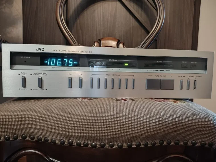 Тюнер, радио JVC - миниатюра 3