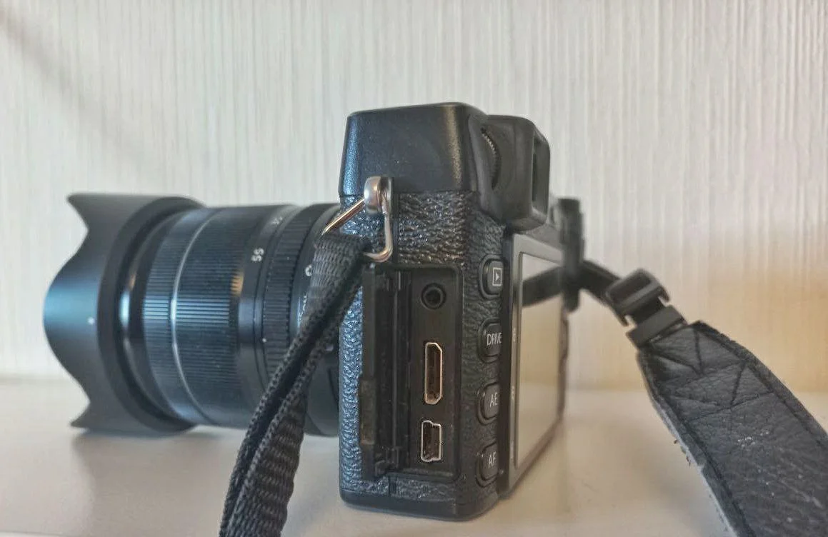 Fujifilm X-E1 и объектив Fujinon XF 18-55mm f2.8 - миниатюра 3