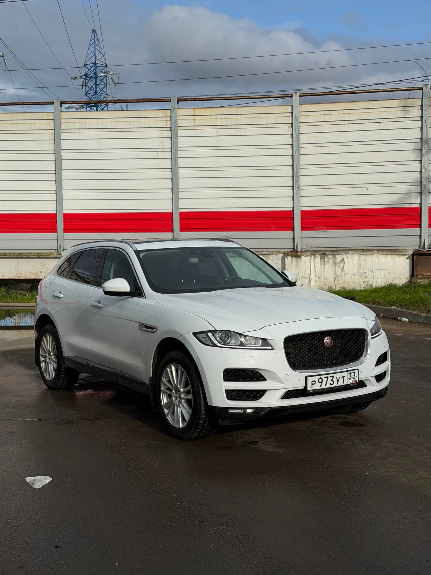 Jaguar F-Pace - миниатюра 2