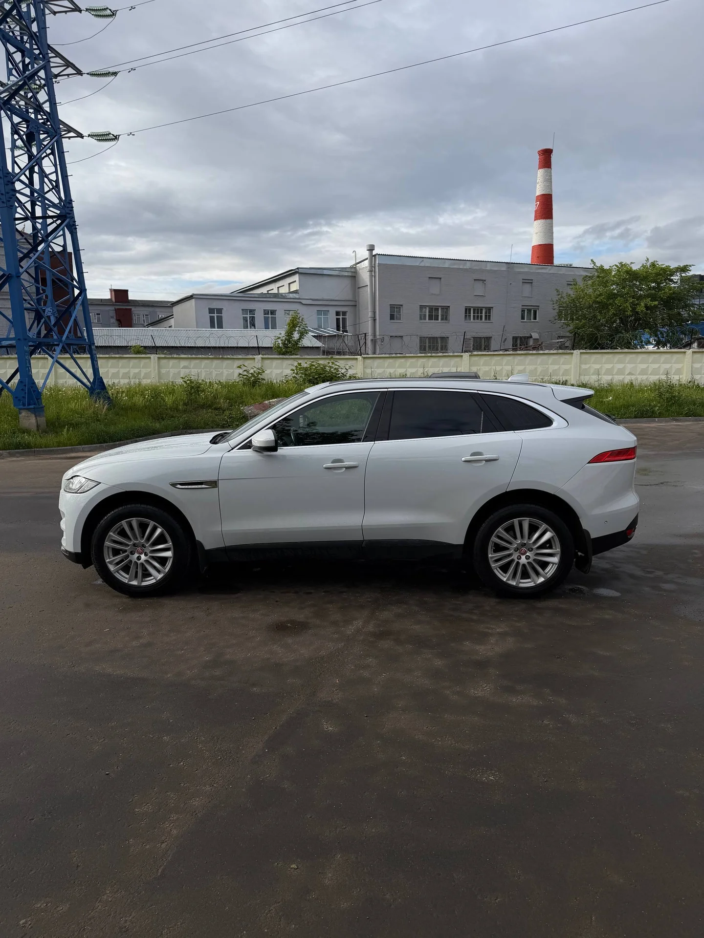 Jaguar F-Pace - миниатюра 4