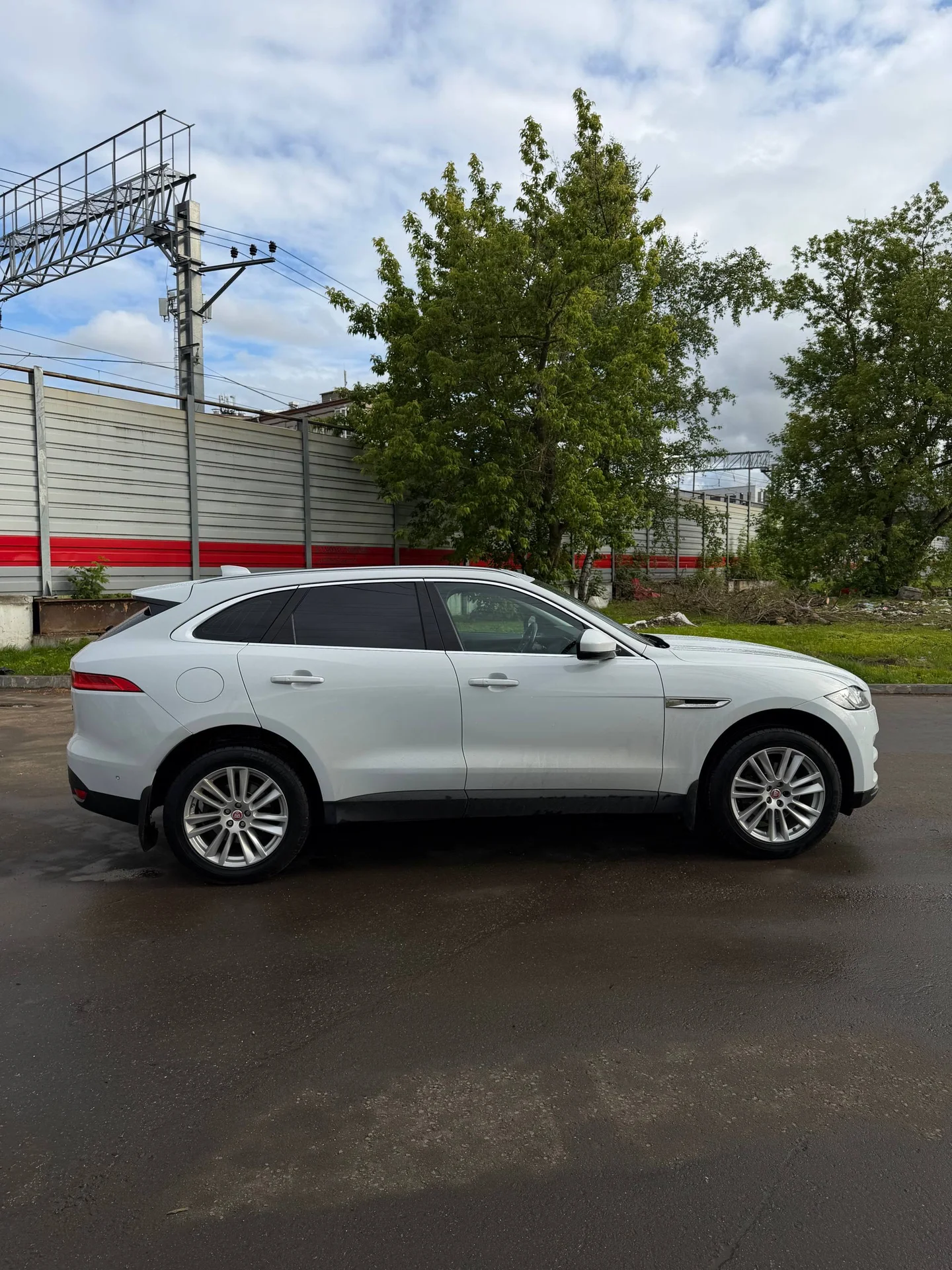 Jaguar F-Pace - миниатюра 7