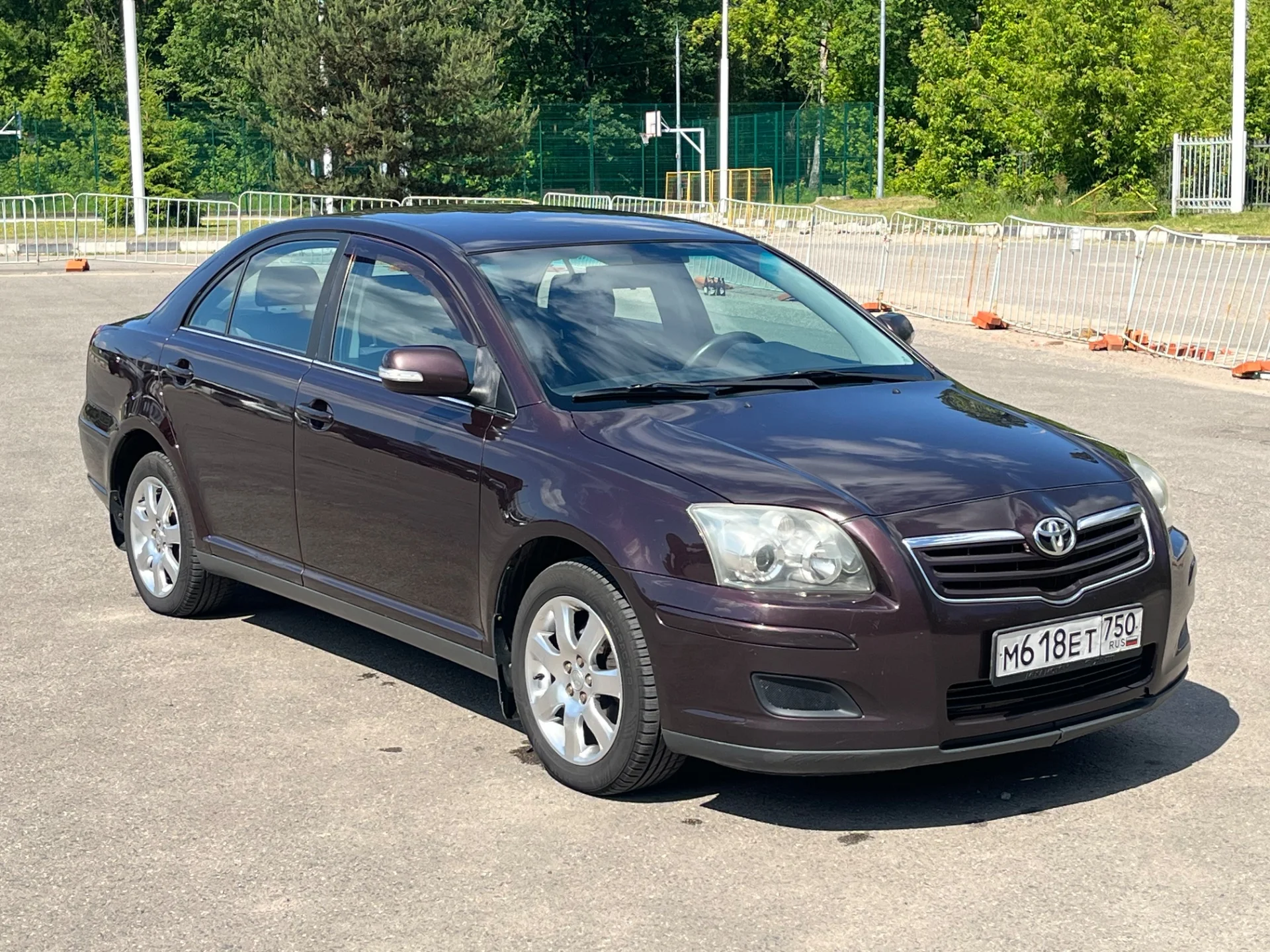 Toyota Avensis - миниатюра 2