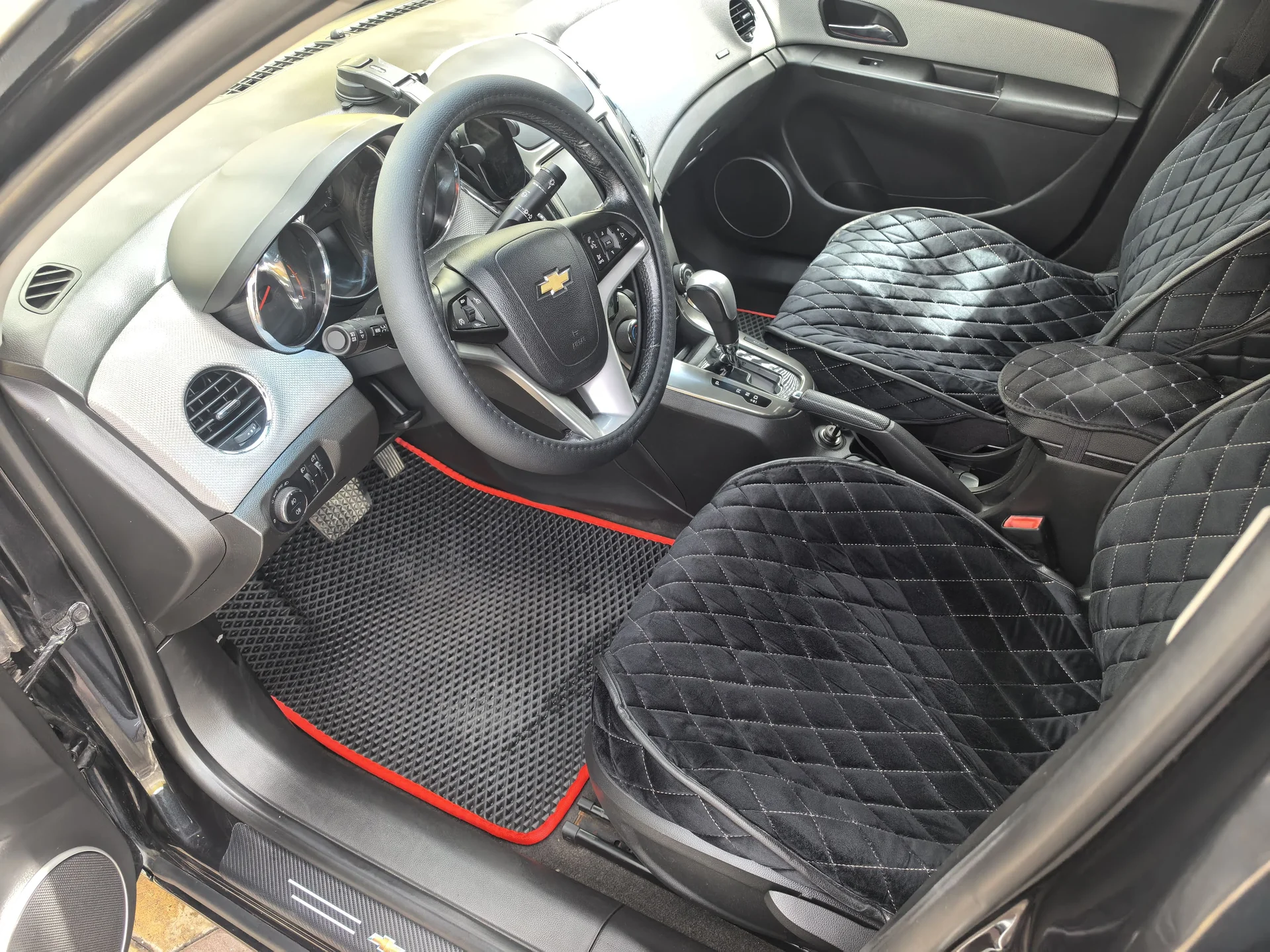 Chevrolet Cruze - миниатюра 8