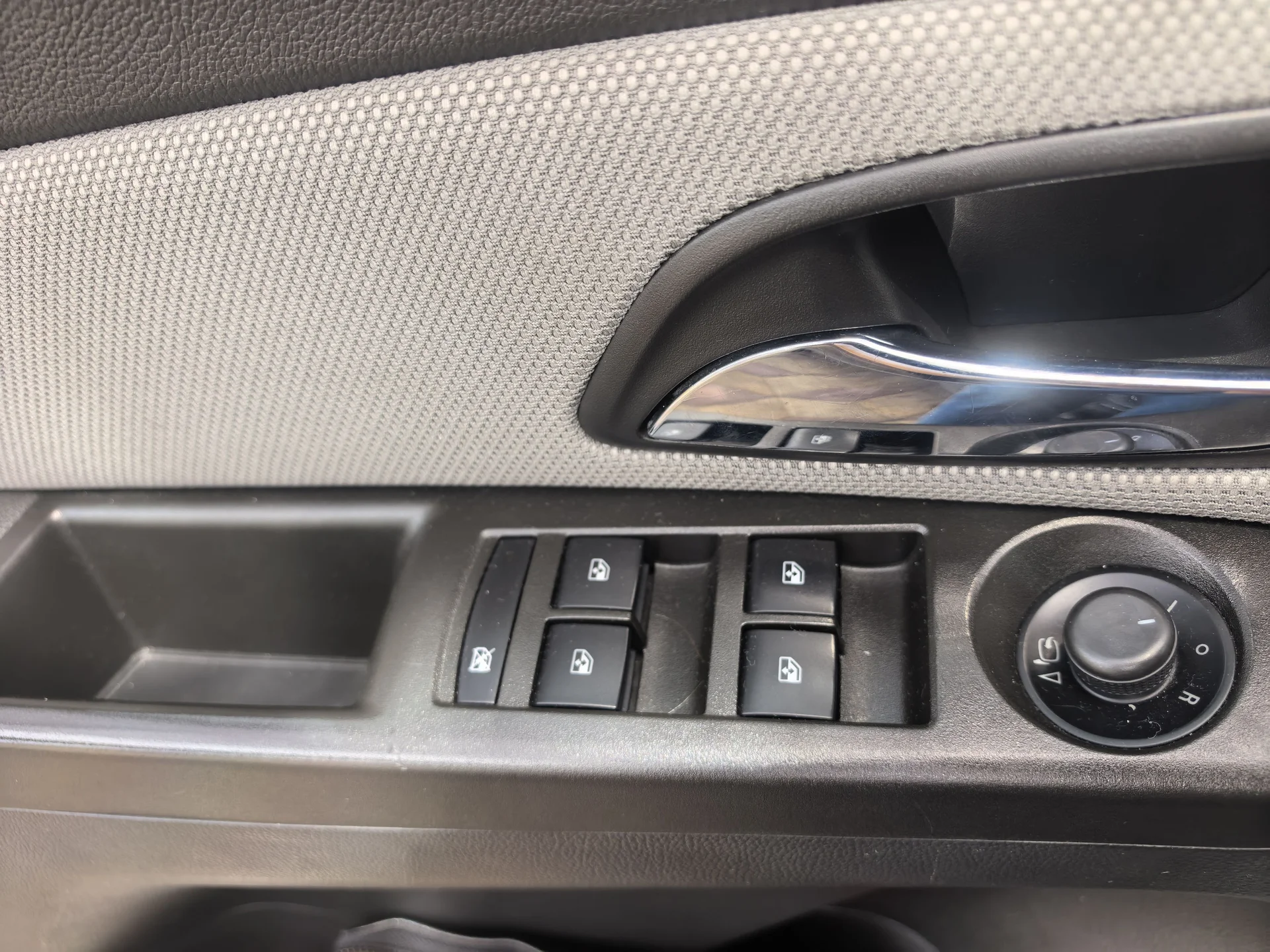Chevrolet Cruze - миниатюра 10