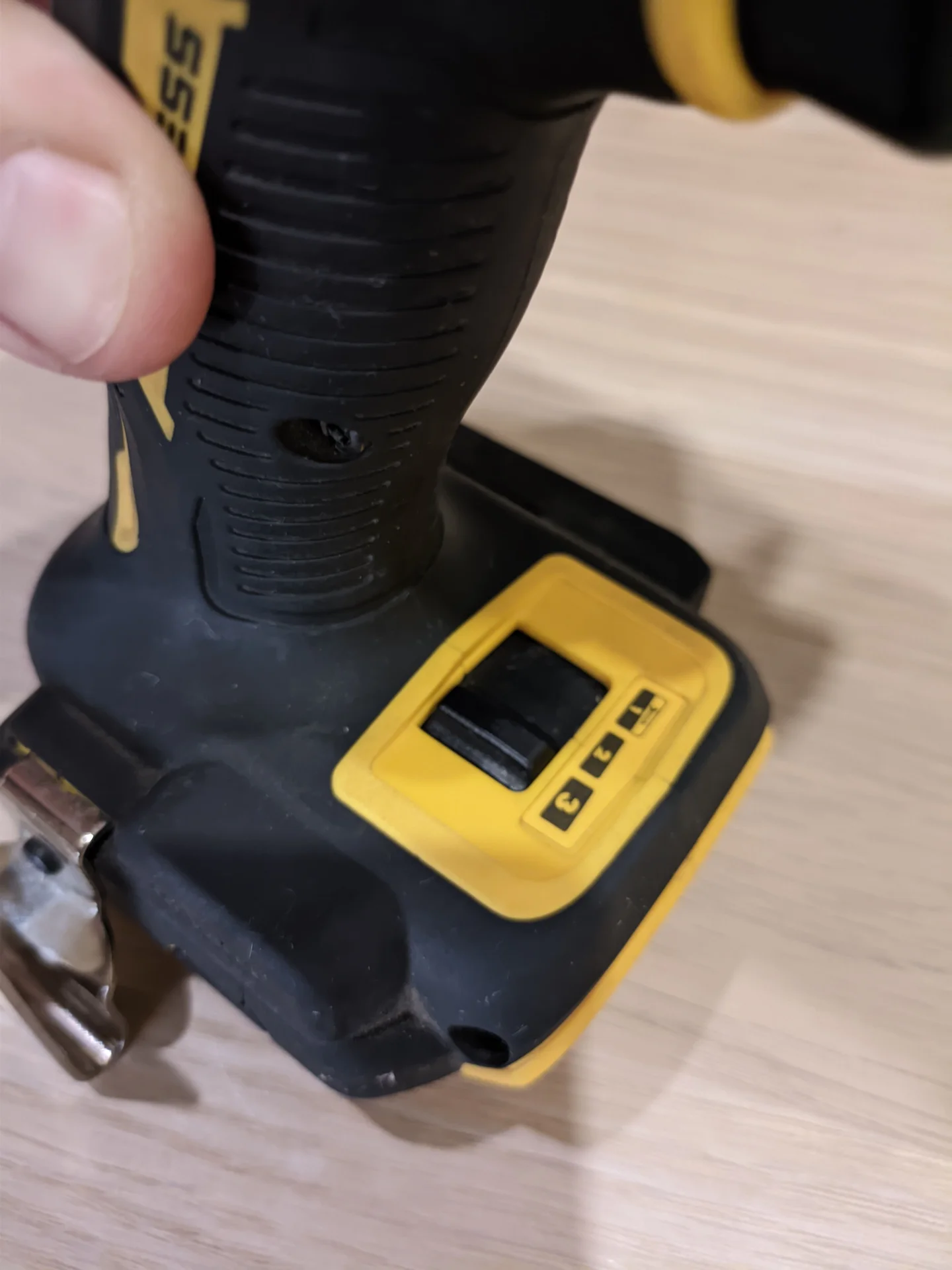 винтовёрт импакт DeWalt dcf850 - миниатюра 9