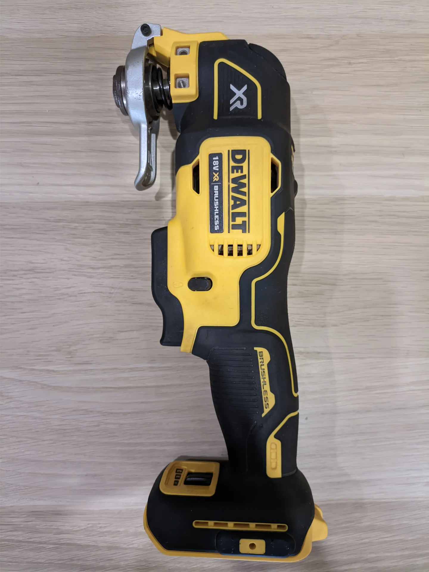 мультитул реноватор DeWalt dcs356 - миниатюра 3