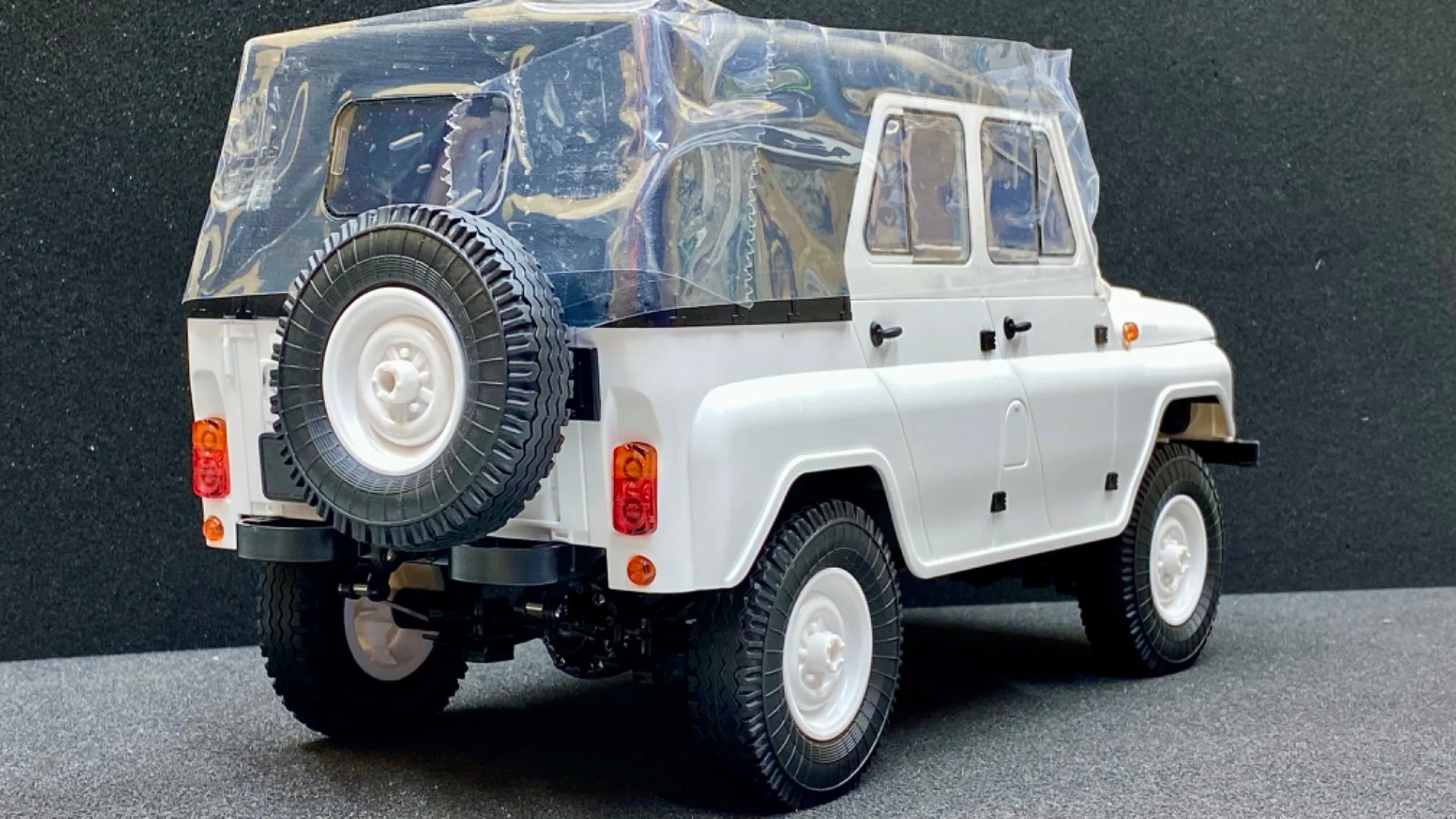 Радиоуправляемая модель WPL C94 UAZ - миниатюра 3