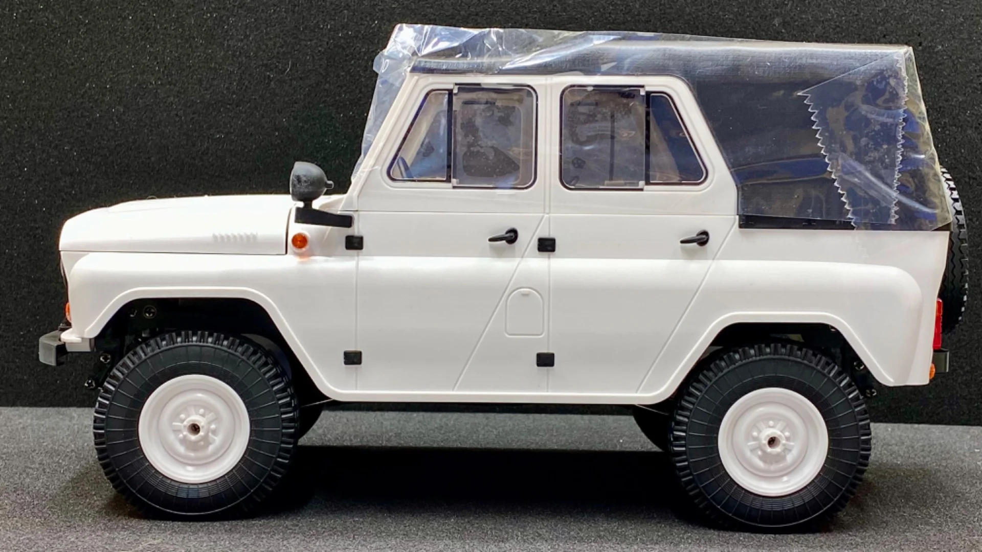 Радиоуправляемая модель WPL C94 UAZ - миниатюра 5