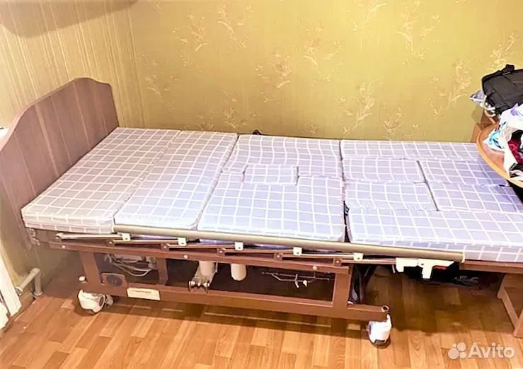 Медицинская кровать для лежачих больных FH 5228V - изображение 1