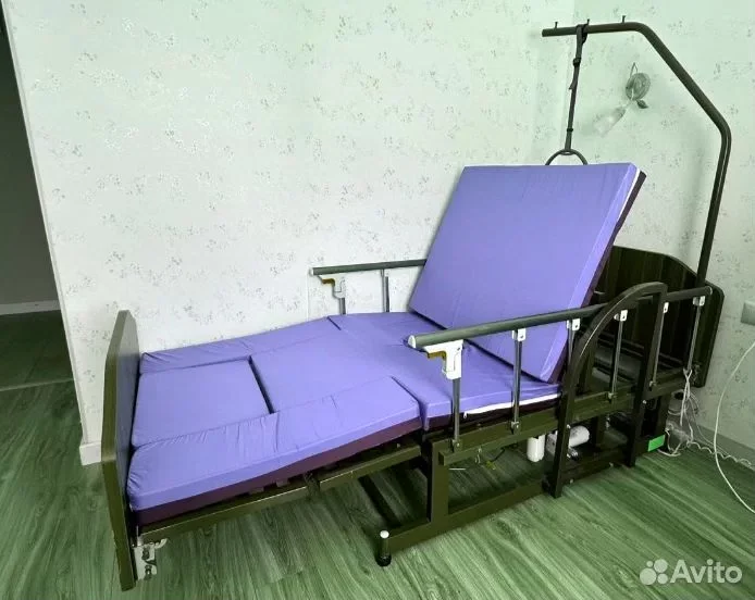 Медицинская кровать для лежачих больных сдaм дляре - миниатюра 2